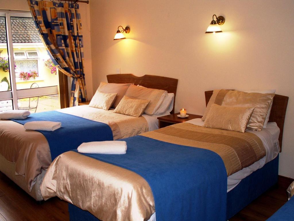 Castlegar Teach Na Coiribe B&B الغرفة الصورة