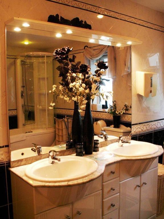 Castlegar Teach Na Coiribe B&B المظهر الخارجي الصورة